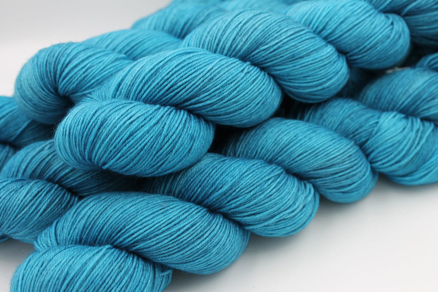 Opal, Sock Skein 75% SuperWash Merino and 25 Nylon Hand Dyed Yarn 100g