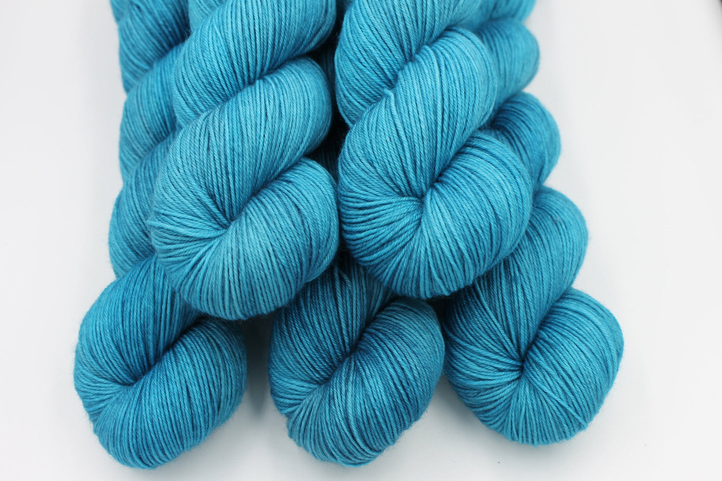 Opal, Sock Skein 75% SuperWash Merino and 25 Nylon Hand Dyed Yarn 100g