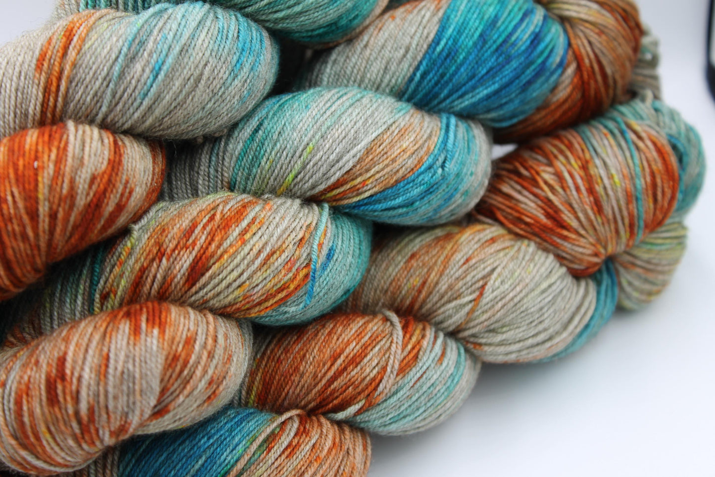 Rusty Hull, Sock Skein 70% Superwash Merino 20 Yak 10 Nylon 100g