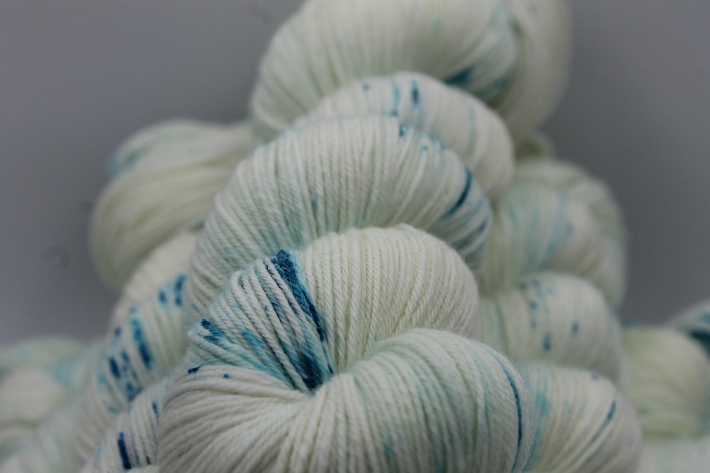 Lagoon Light Speckle Sock Skein 75% SuperWash Merino and 25 Nylon Hand Dyed Yarn 100g