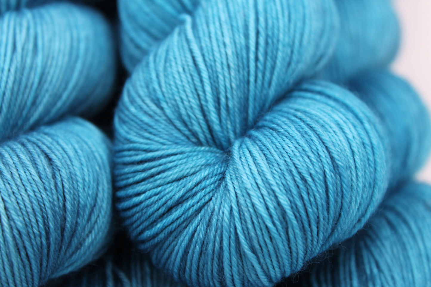 Opal, Sock Skein 75% SuperWash Merino and 25 Nylon Hand Dyed Yarn 100g