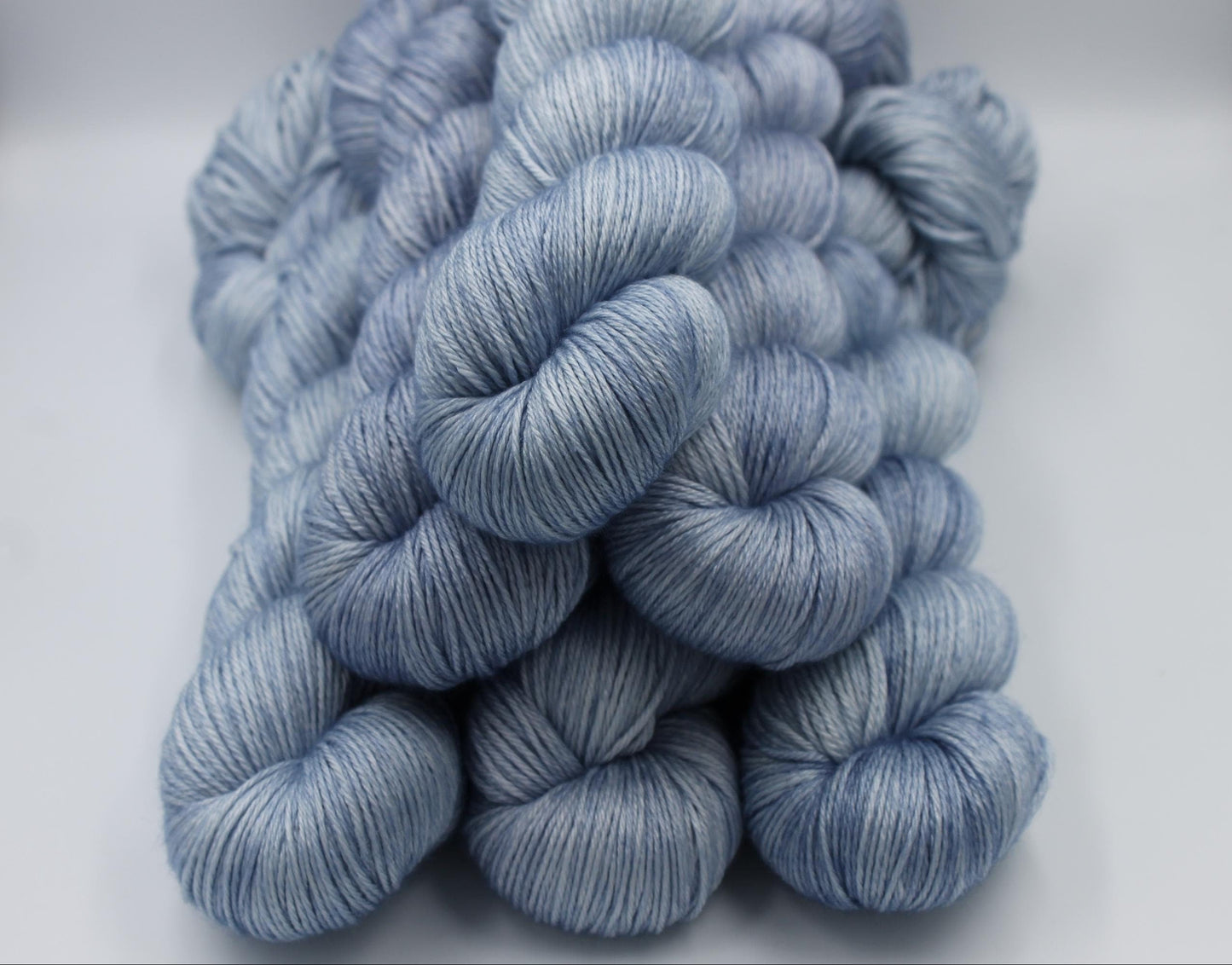 Chambray Sock skein 50% Superwash Merino Wool 50 Silk 100g Skeins