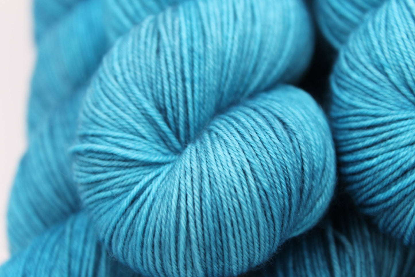 Opal, Sock Skein 75% SuperWash Merino and 25 Nylon Hand Dyed Yarn 100g