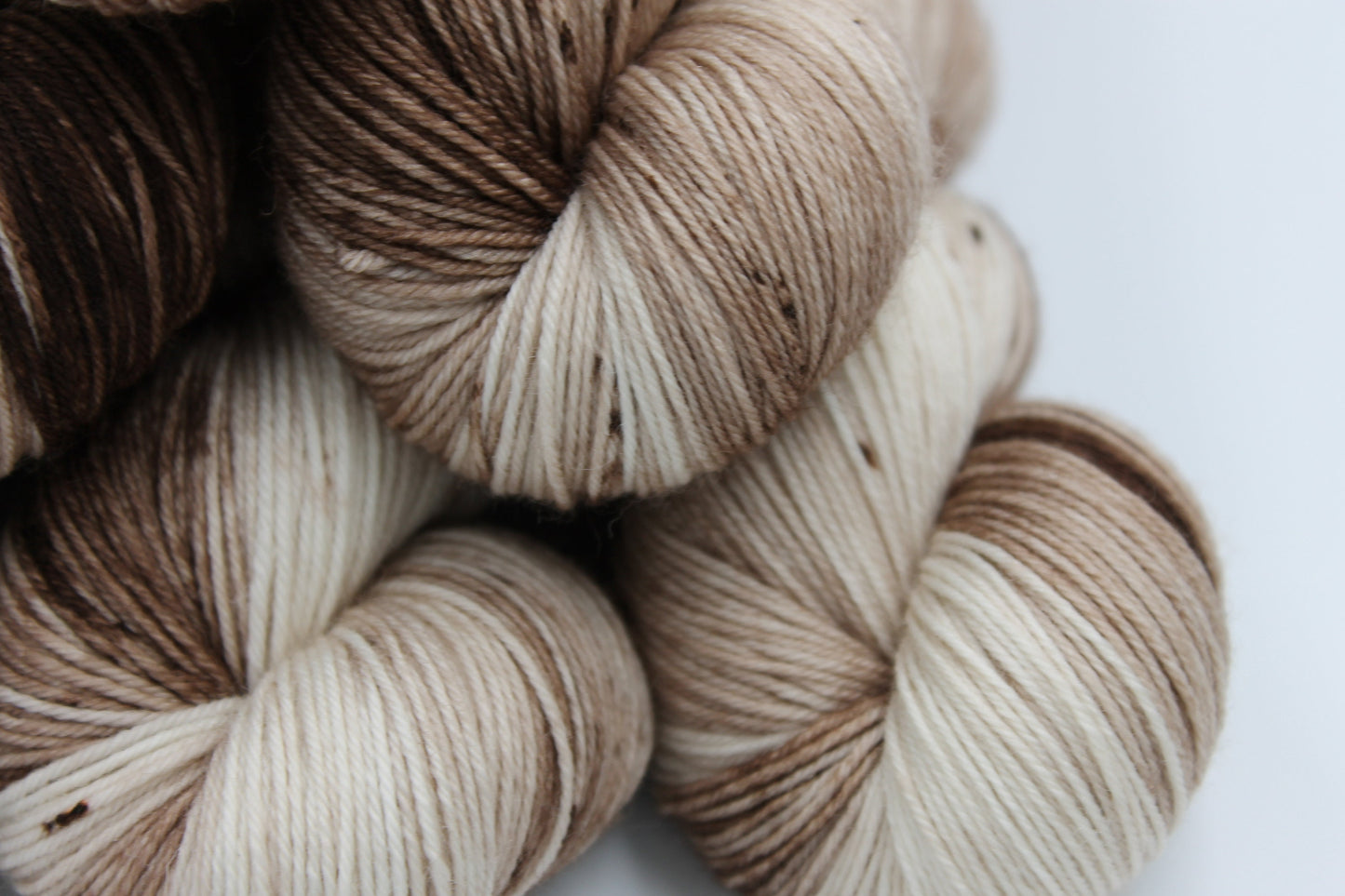 Cappuccino Deep Speckle Sock Skein 75% SuperWash Merino and 25 Nylon Hand Dyed Yarn 100g