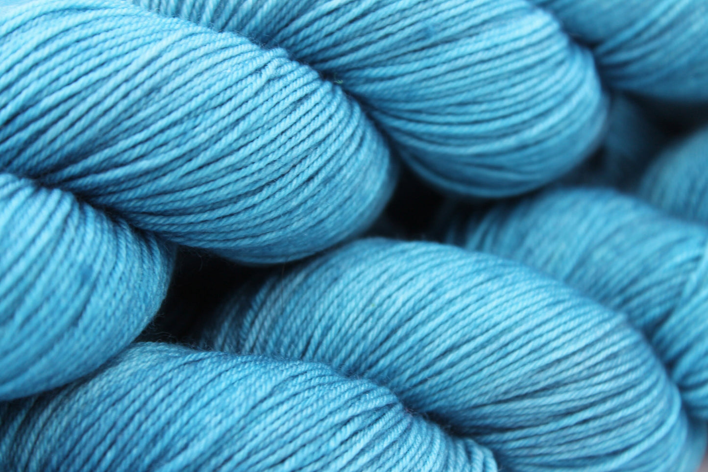 Opal, Sock Skein 75% SuperWash Merino and 25 Nylon Hand Dyed Yarn 100g