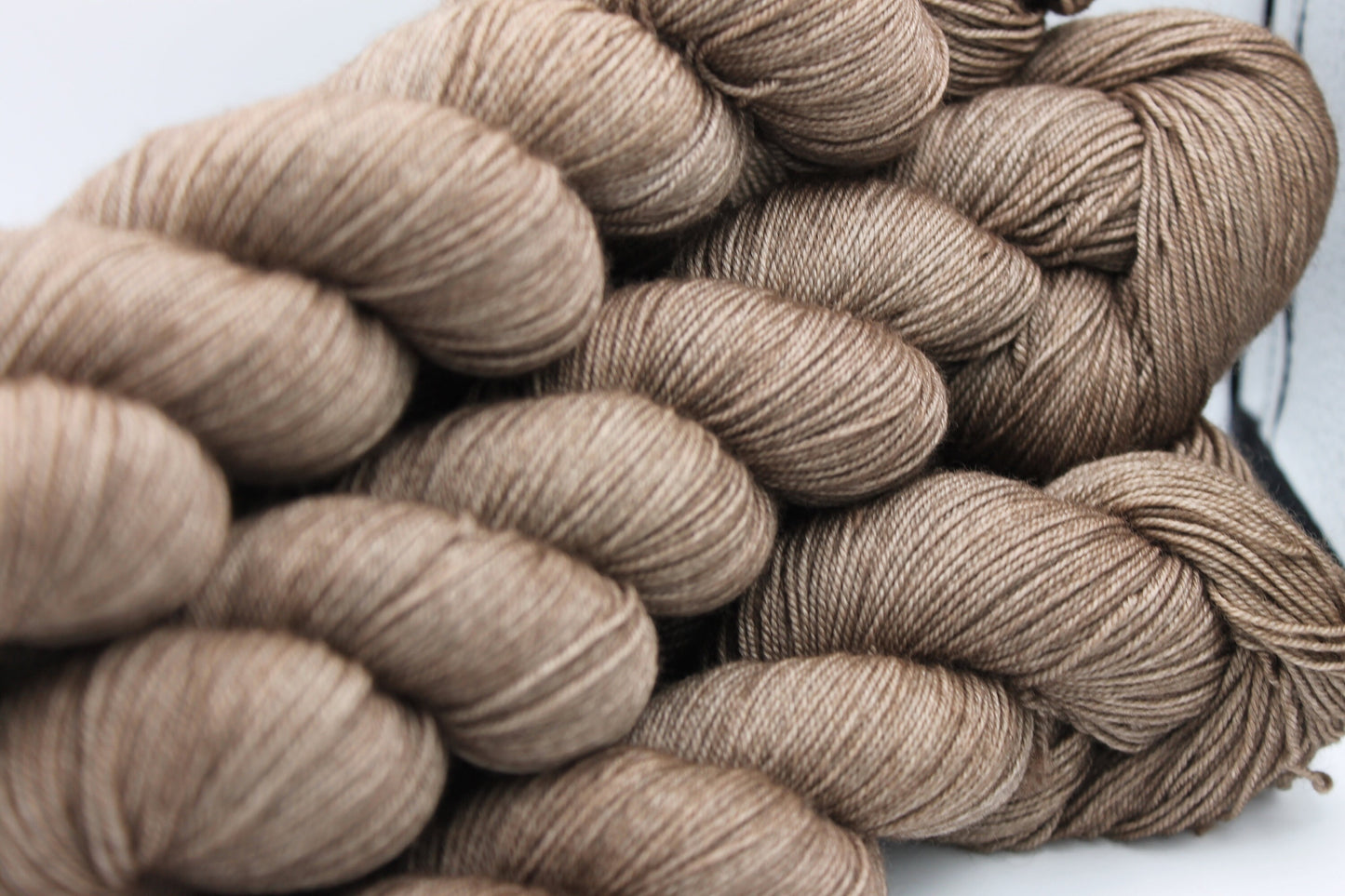 Mocha Sock Skein 70% Superwash Merino 20% Yak 10% Nylon 100g