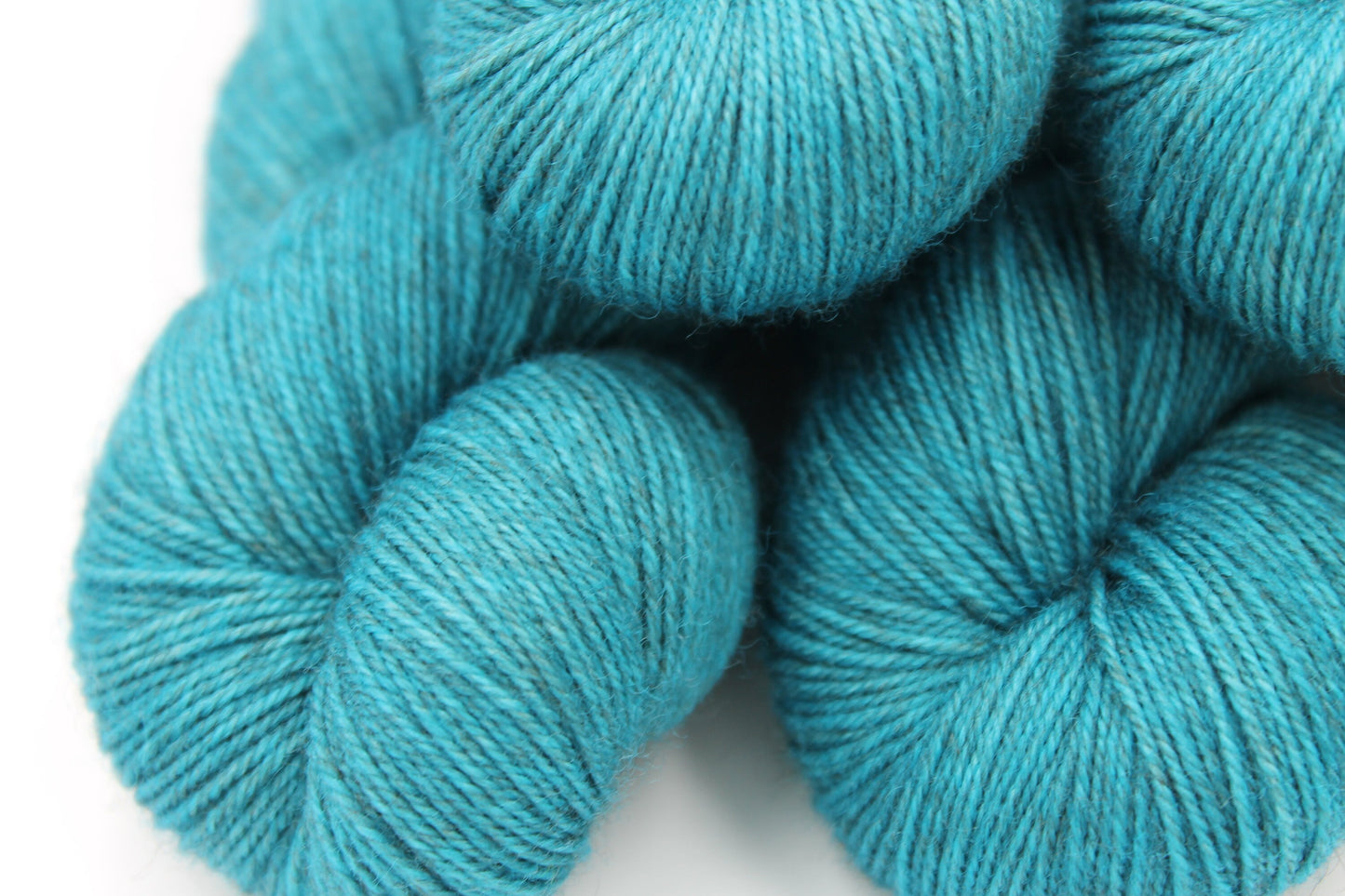 Ocean, Sock Skein 70% Superwash Merino 20 Yak 10 Nylon 100g