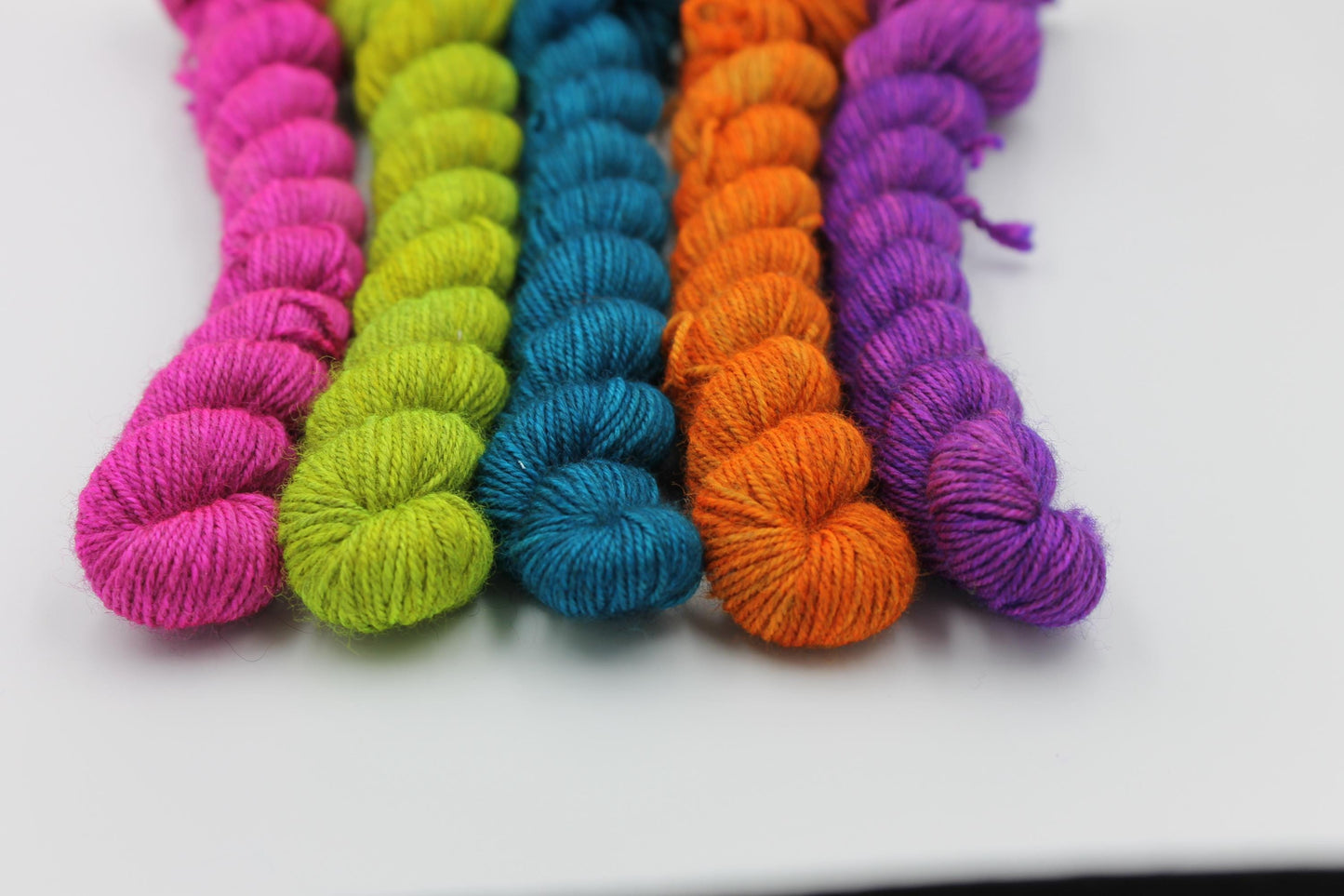 Opulence VI Mini Skein Set Sock 70% Superwash Merino 20 Yak 10 Nylon 5 x 20g