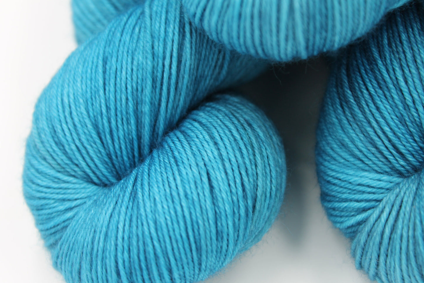 Opal, Sock Skein 75% SuperWash Merino and 25 Nylon Hand Dyed Yarn 100g