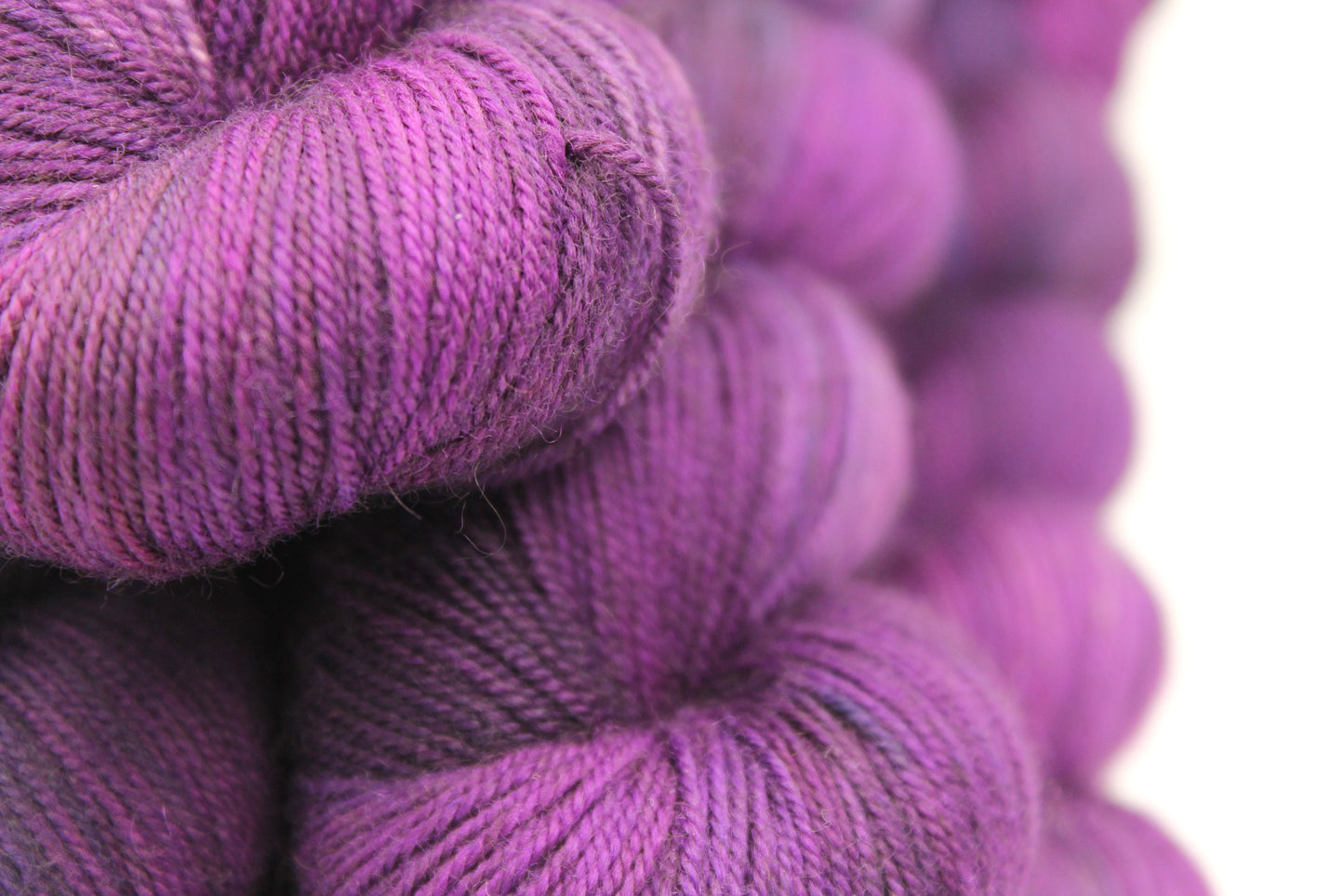 Amethyst, Sock Skein 70% Superwash Merino 20 Yak 10 Nylon 100g