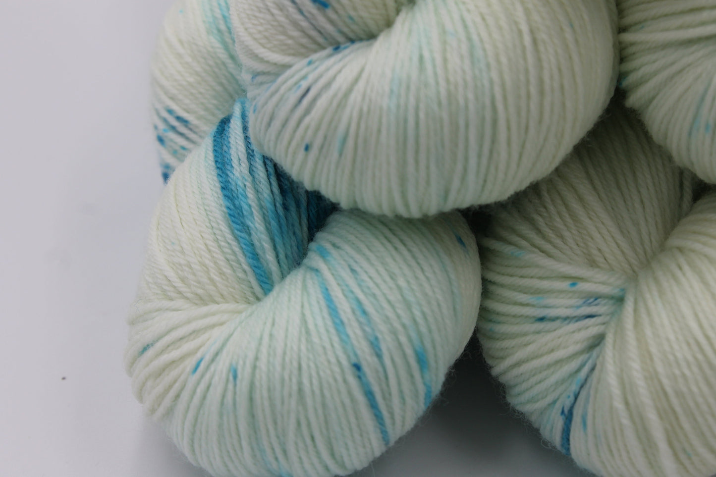 Lagoon Light Speckle Sock Skein 75% SuperWash Merino and 25 Nylon Hand Dyed Yarn 100g
