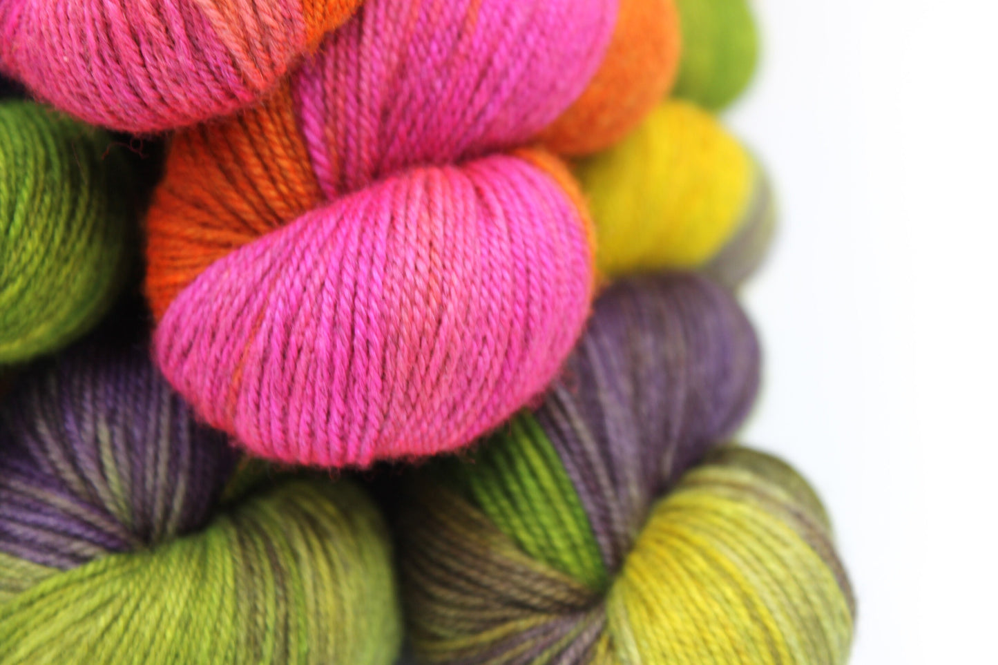 Spice Market Sock Skein 60% SuperWash Merino 20 silk and 20 Yak Hand Dyed Yarn