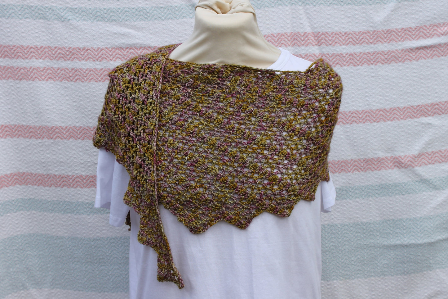 Brocade Sock Skein 60% SuperWash Merino 20 silk and 20 Yak Hand Dyed Yarn