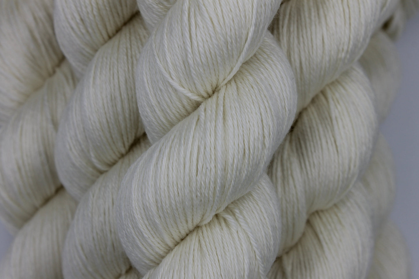 White Sock skein 50% Superwash Merino Wool 50 Silk 100g Skeins