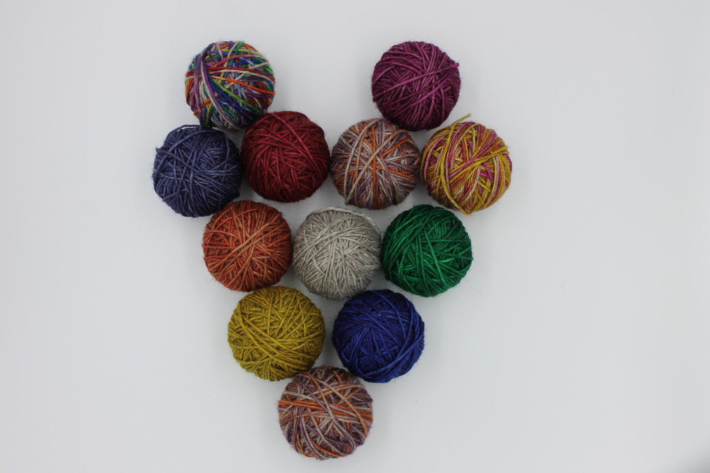 Zak The Yak Mystery Balls Sock 70% Superwash Merino 20 Yak 10 Nylon 12 x 10g paw wound