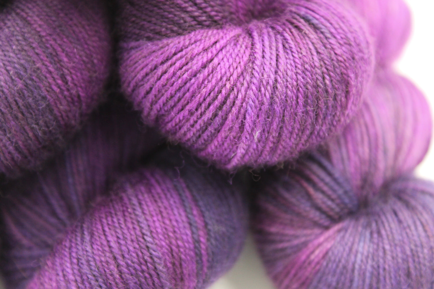 Amethyst, Sock Skein 70% Superwash Merino 20 Yak 10 Nylon 100g