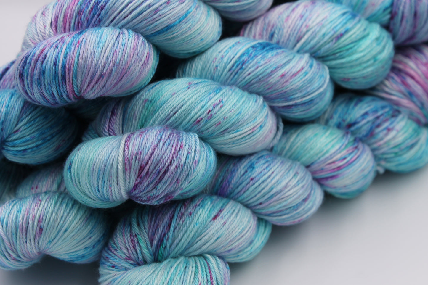Iris Sock skein 50% Superwash Merino Wool 50% Silk 100g Skeins