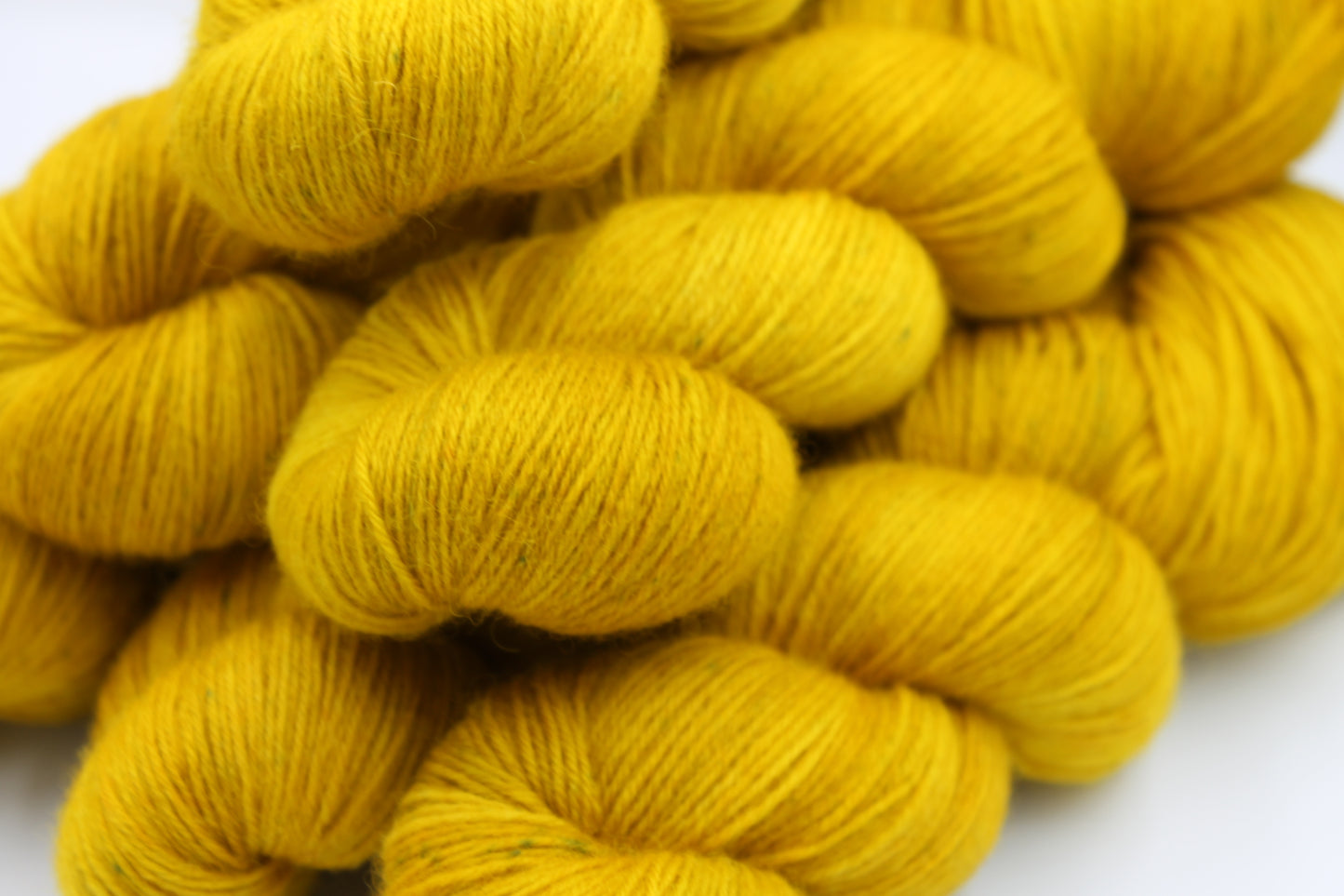 Golden Bramble Non Superwash 100% Blue Faced Leicester 100g