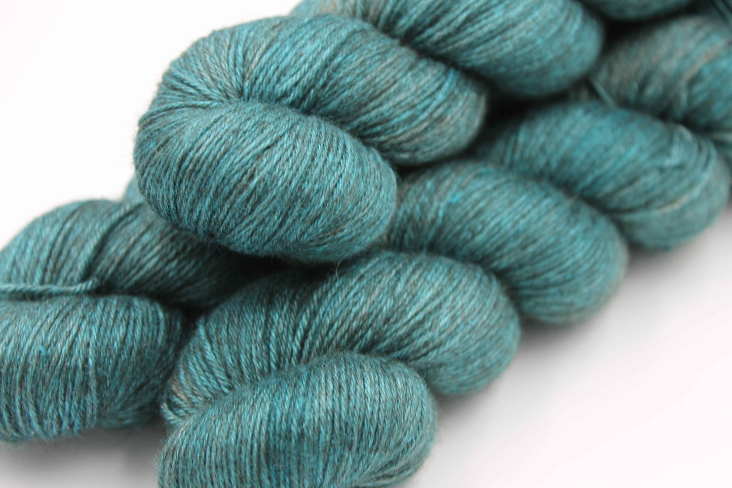 Silken Seafoam Sock Yarn Skein 50% Yak 50% Silk 100g