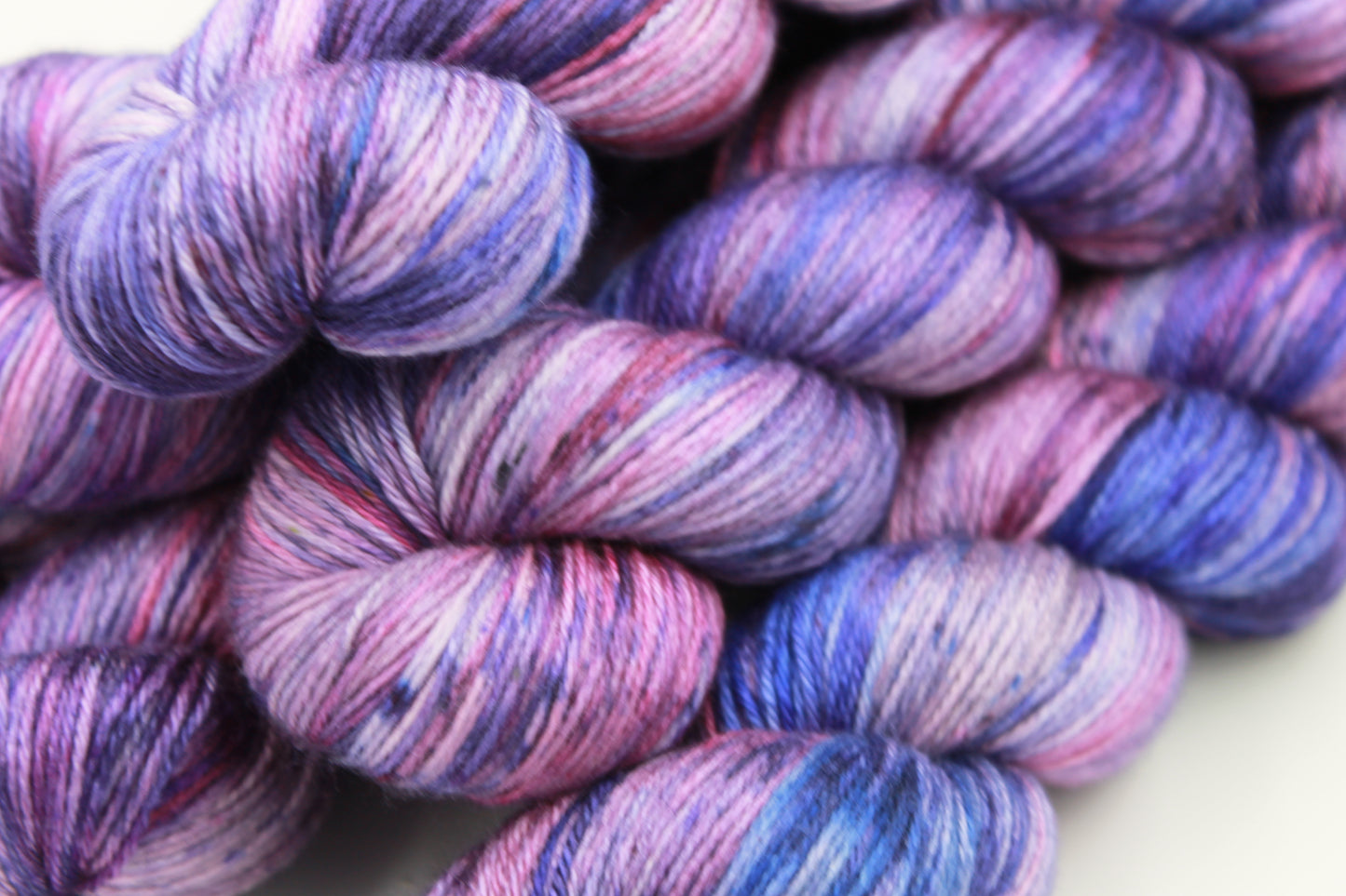 Lilac Blush Sock Yarn 50% Superwash Merino Wool 50% Silk 100g Skeins
