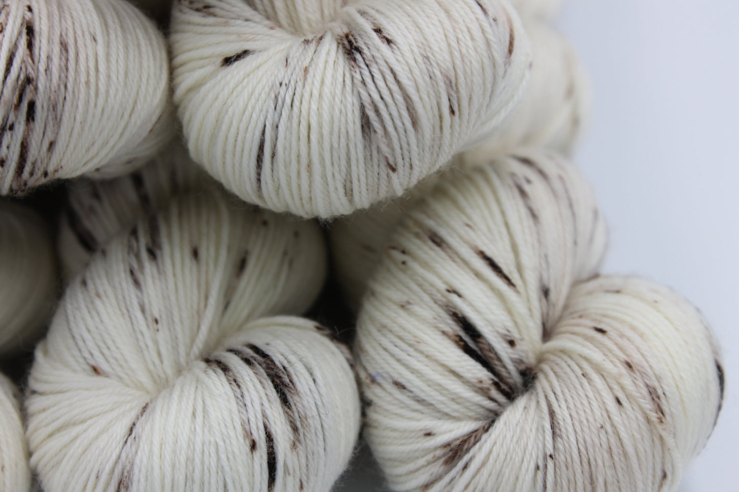 Cappuccino Light Speckle Sock Skein 75% SuperWash Merino and 25 Nylon Hand Dyed Yarn 100g