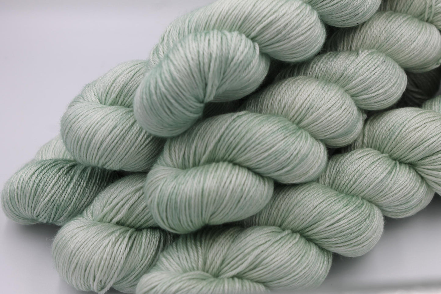 Jardin Sock skein 50% Superwash Merino Wool 50 Silk 100g Skeins