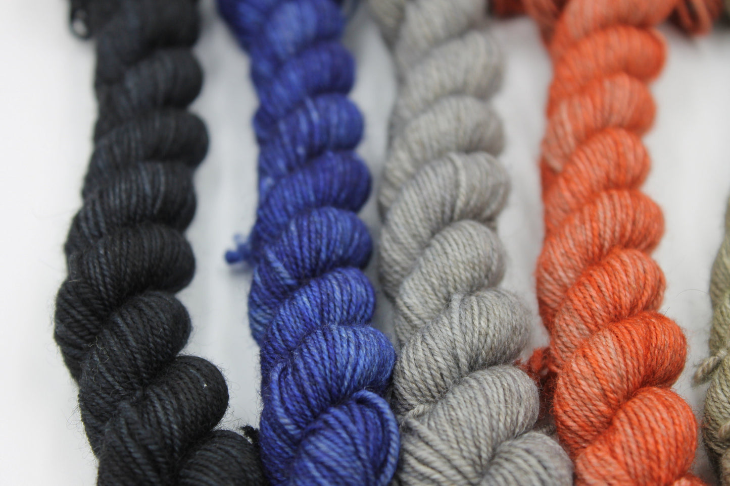 Opulence IV Mini Skein Set Sock 70% Superwash Merino 20 Yak 10 Nylon 5 x 20g