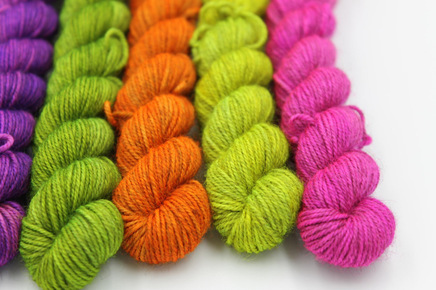 Opulence V Mini Skein Set Sock 70% Superwash Merino 20 Yak 10 Nylon 5 x 20g