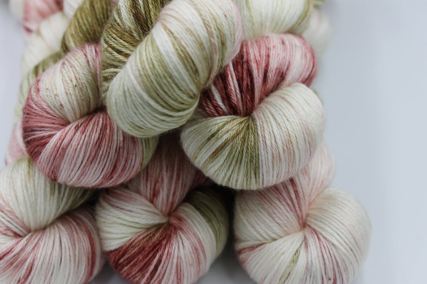 Chatsworth Chintz Sock skein 50% Superwash Merino Wool 50 Silk 100g Skeins