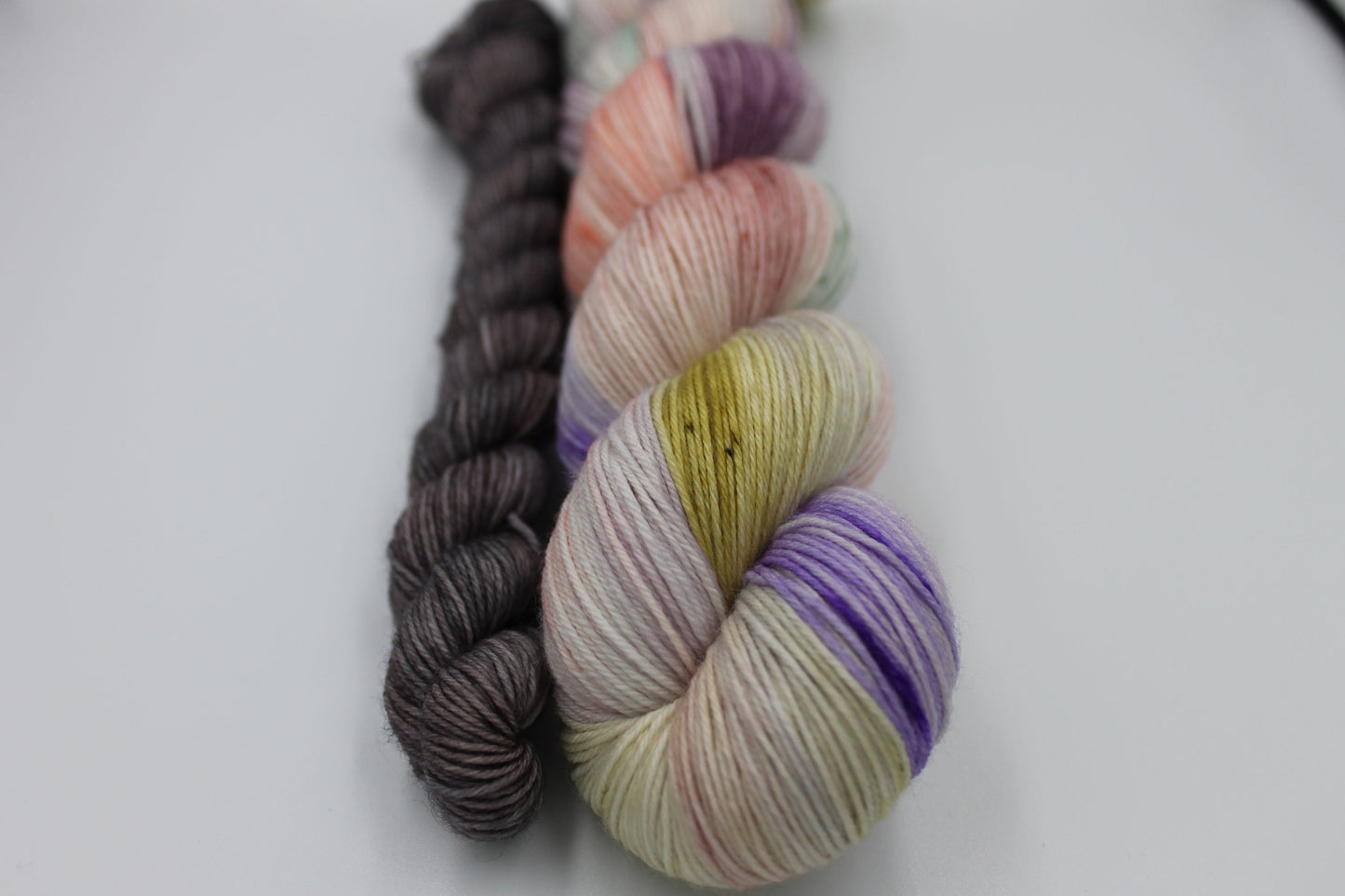 Your Turn To Fly Sock Set 75% SuperWash Merino 25 Nylon Hand Dyed Yarn 100g + 20g