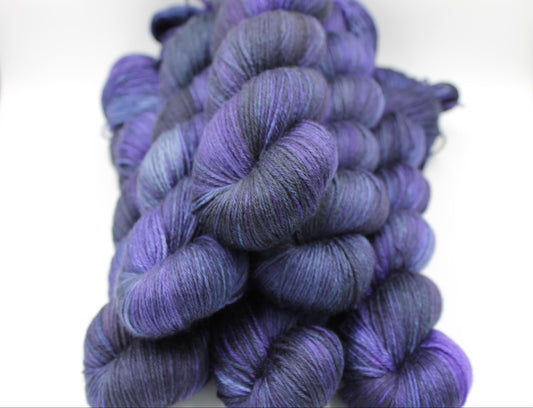 Dark Biddings Sock skein  50% Superwash Merino Wool 50 Silk 100g Skeins