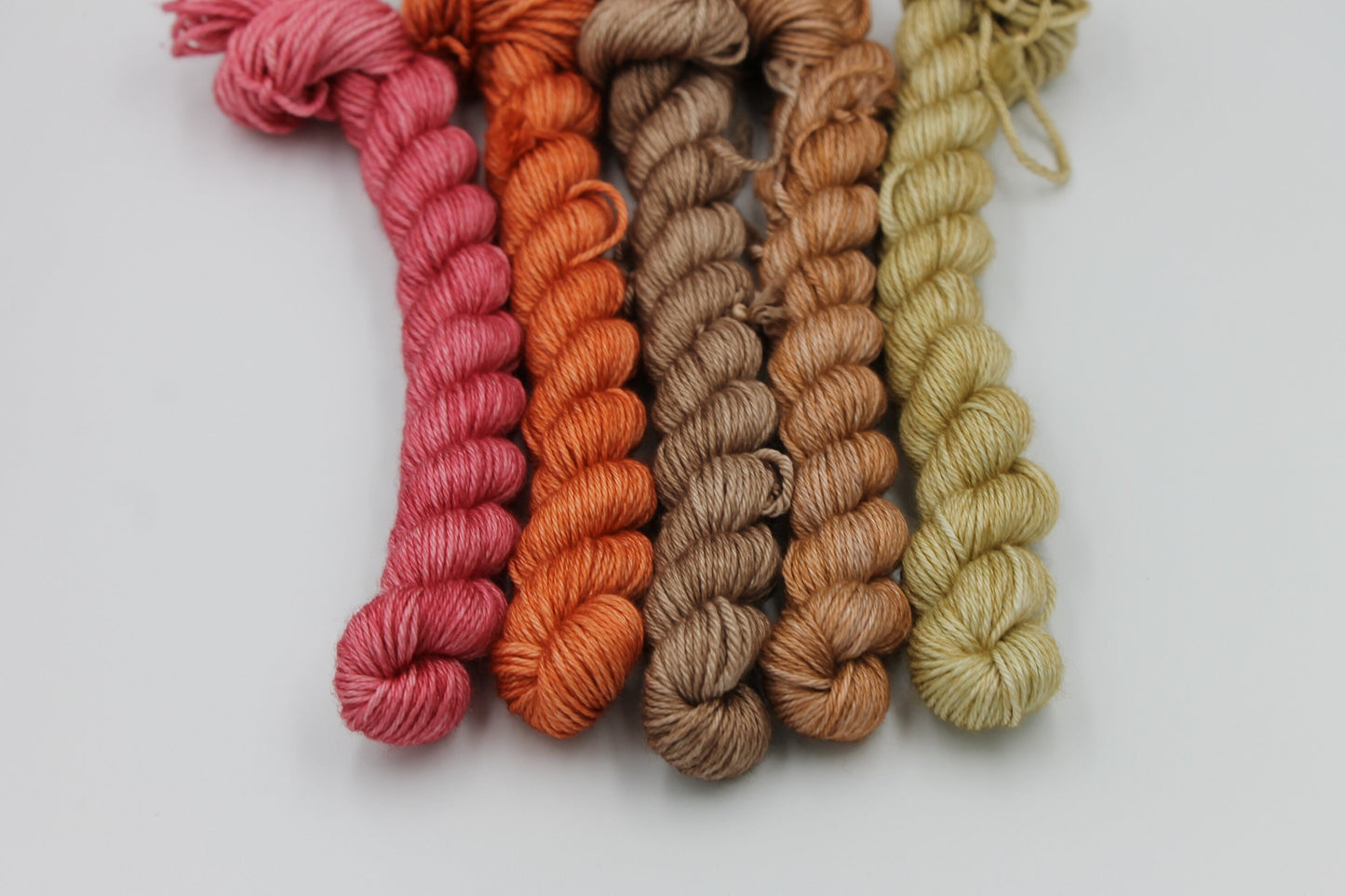 Silken Spice Sock 50% SuperWash  Merino and 50 Silk .5x20g