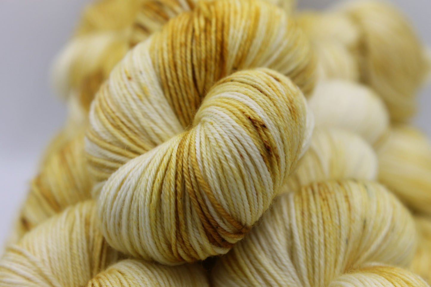 Sugarcane Deep Speckle  Sock Skein 75% SuperWash Merino and 25 Nylon Hand Dyed Yarn 100g