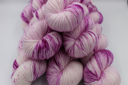 Wild Raspberry Deep Speckle  Sock Skein 75% SuperWash Merino and 25 Nylon Hand Dyed Yarn 100g