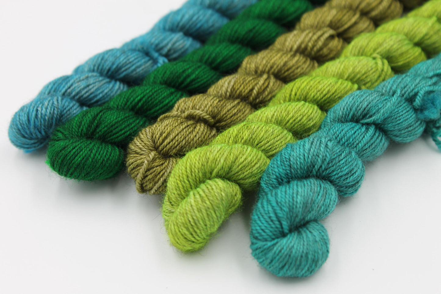Shades - Olive Mini Skein Set Sock 70% Superwash Merino 20 Yak 10 Nylon 5 x 20g