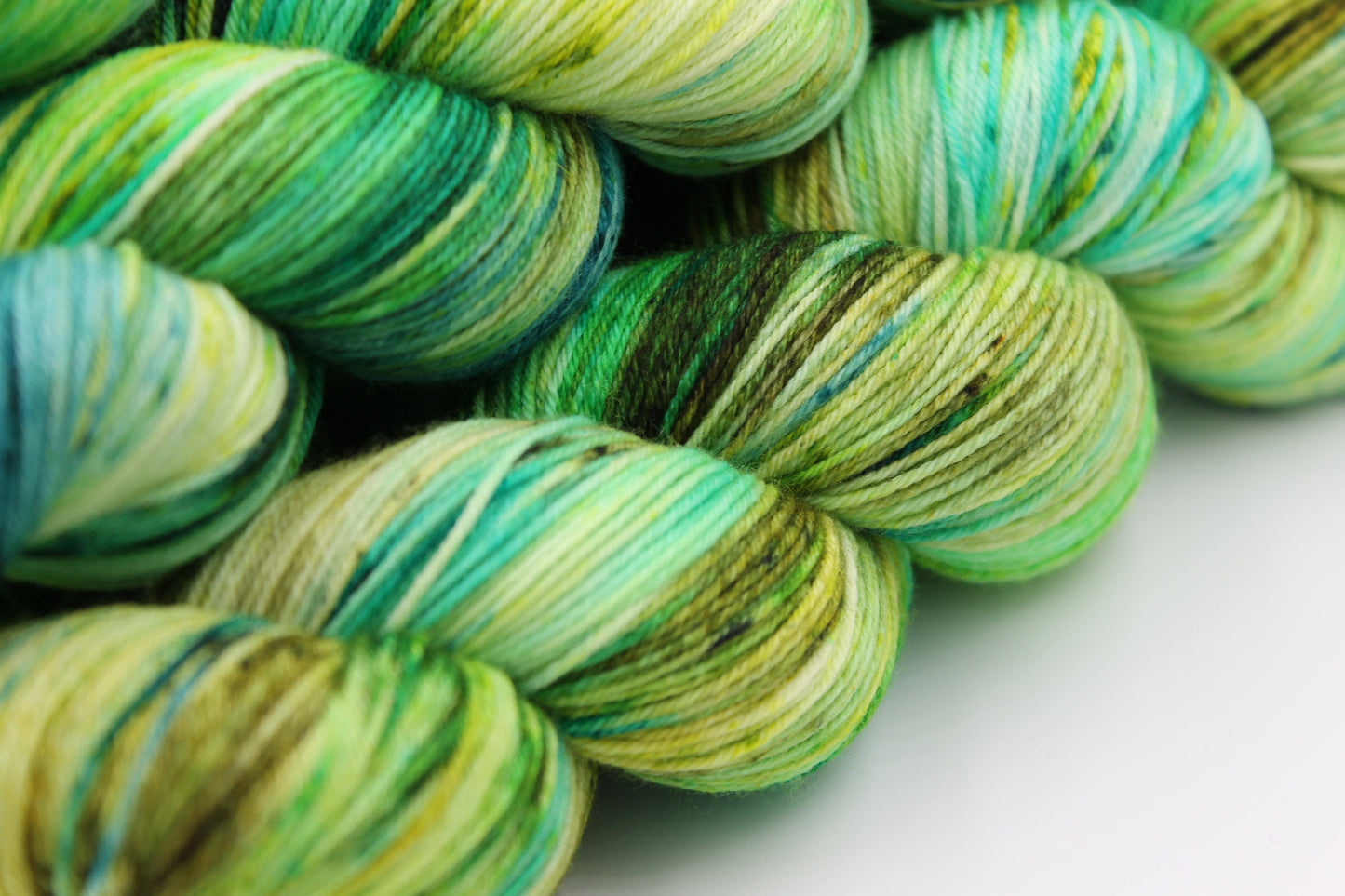 Summers End,  Sock Skein 75% SuperWash Merino and 25 Nylon Hand Dyed Yarn 100g