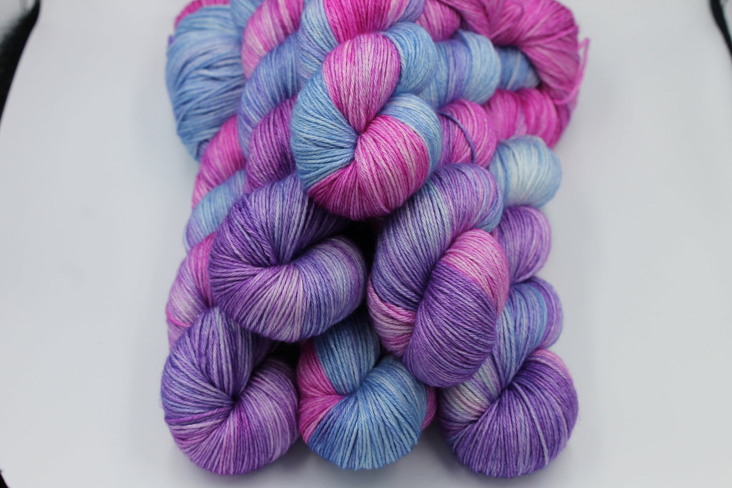 Romeo & Juliet  Sock skein  50% Superwash Merino Wool 50 Silk 100g Skeins