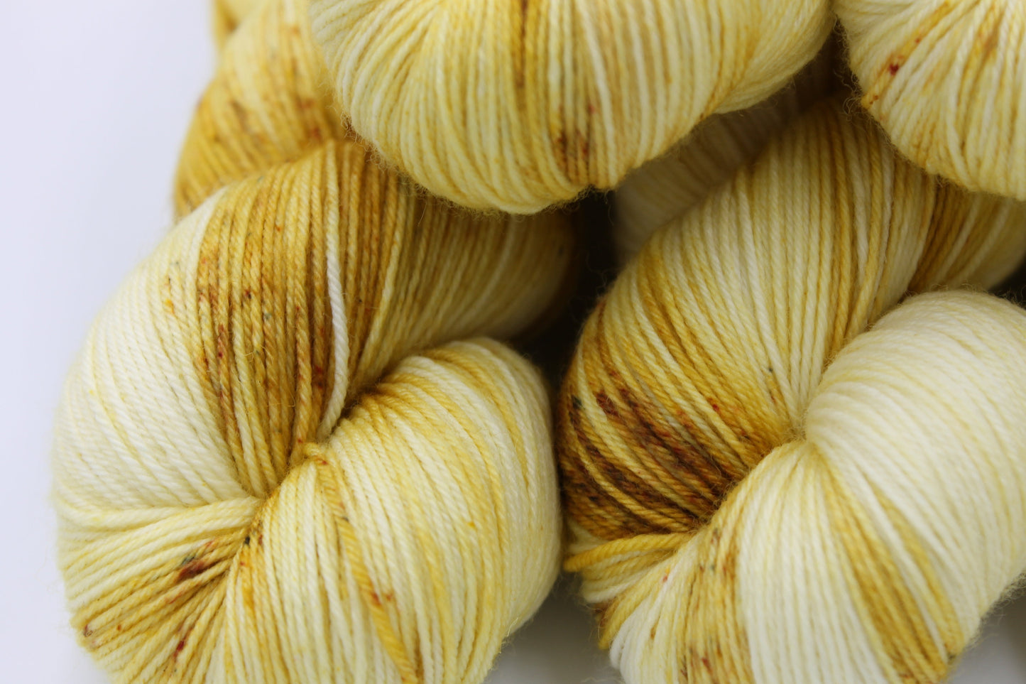 Sugarcane Deep Speckle  Sock Skein 75% SuperWash Merino and 25 Nylon Hand Dyed Yarn 100g