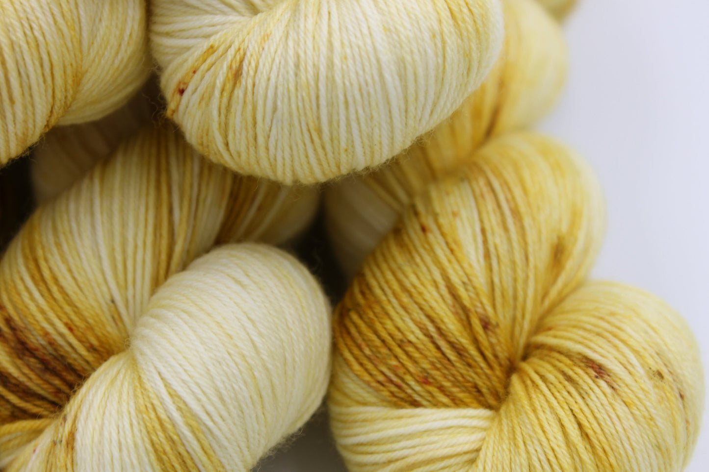 Sugarcane Deep Speckle  Sock Skein 75% SuperWash Merino and 25 Nylon Hand Dyed Yarn 100g