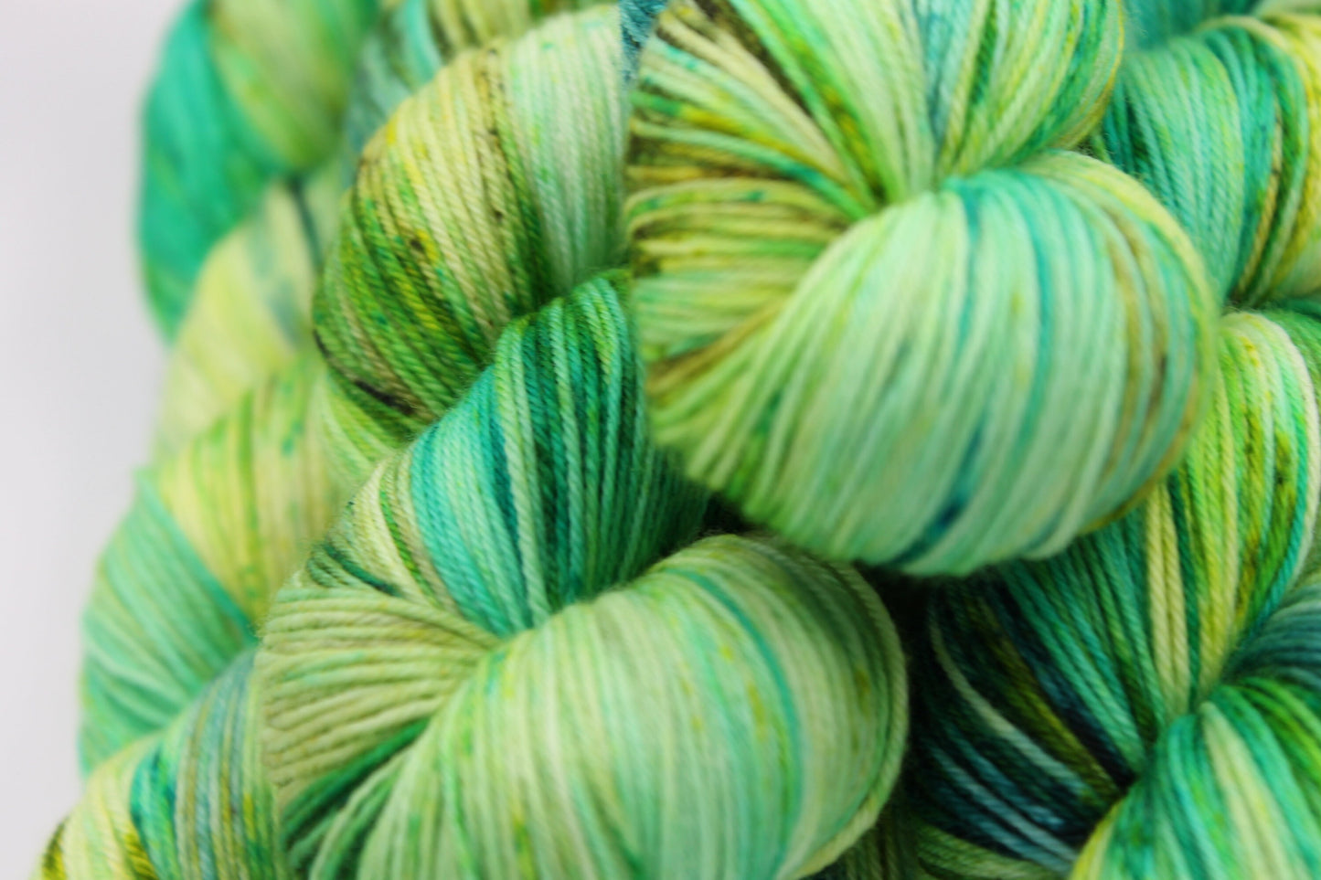 Summers End,  Sock Skein 75% SuperWash Merino and 25 Nylon Hand Dyed Yarn 100g