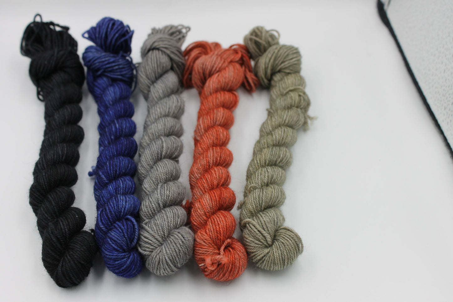 Opulence IV Mini Skein Set Sock 70% Superwash Merino 20 Yak 10 Nylon 5 x 20g
