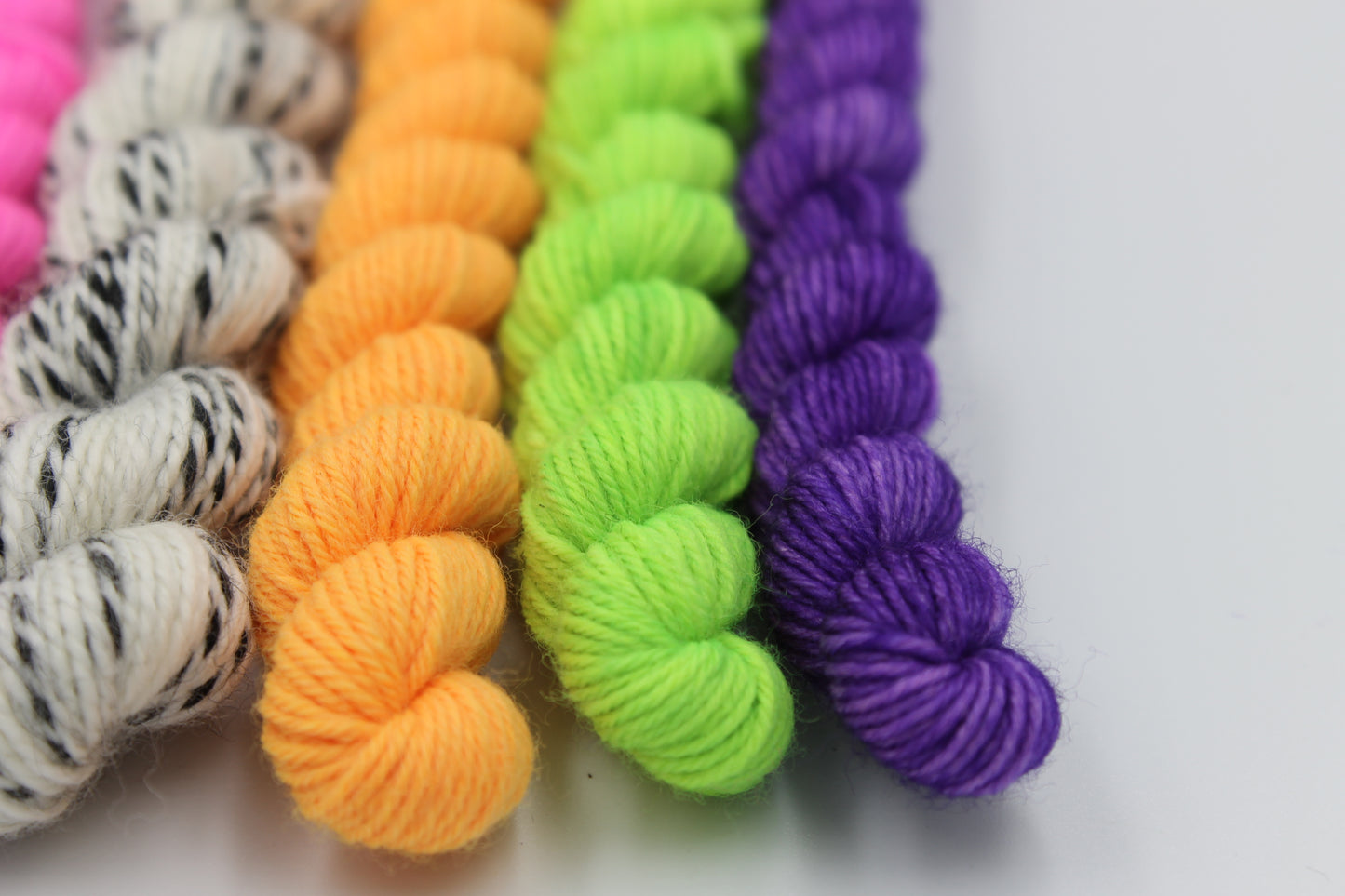 Beetlejuice Sock Set 80% SuperWash Merino and 20% Nylon Hand Dyed Zebra Yarn 1 x 20g And 5 x 10g 75% 25% Superwash Merino and Nylon