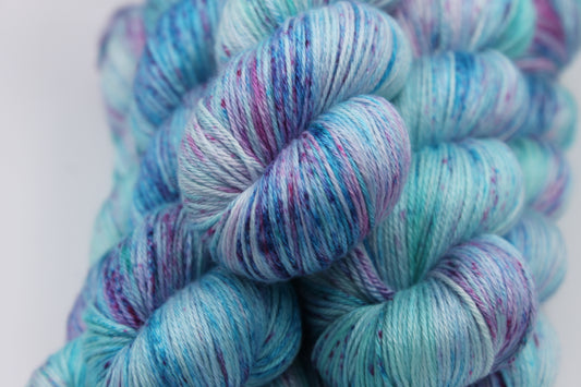Iris Sock skein  50% Superwash Merino Wool 50% Silk 100g Skeins