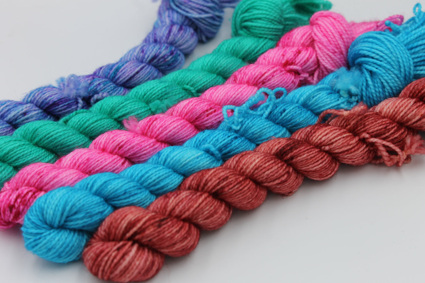 Sparkling Season Mini Skein Set Premium Sock 75% SuperWash  Merino,20% Nylon, 5% Stellina.5x20g