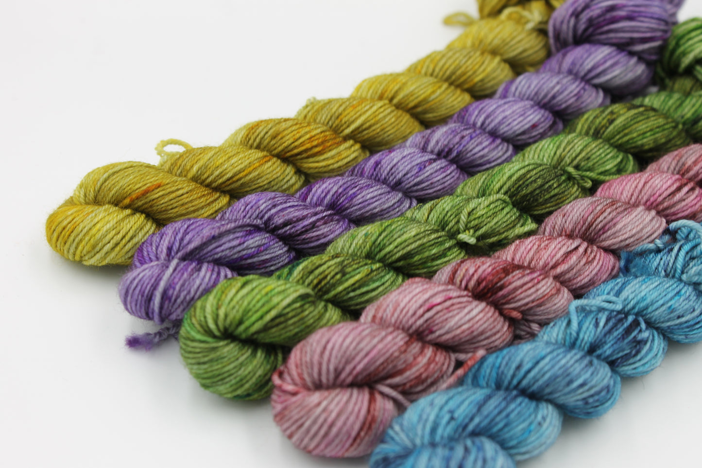 Muted Hues Sock 75% SuperWash  Merino and 25% Nylon 5x20g