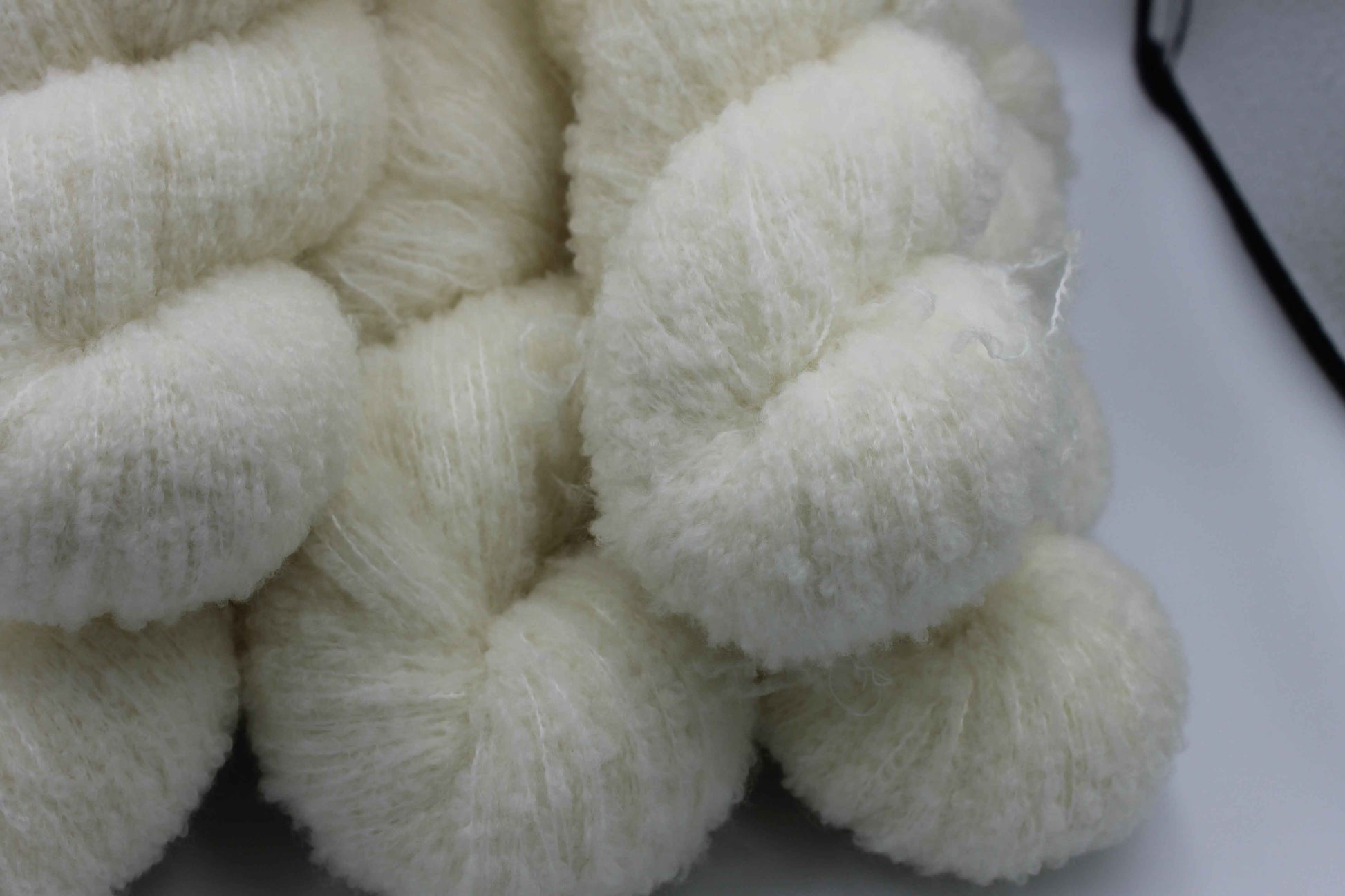 Neve 80% Superfine Merino Wool Boucle Yarn - 20% Nylon Lace Weight 100g Skein