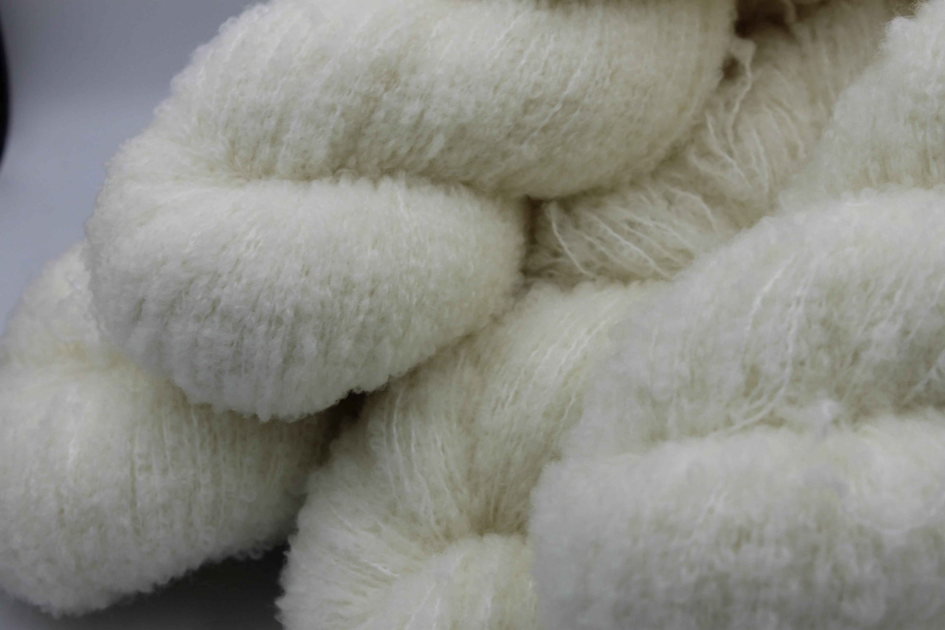 Neve 80% Superfine Merino Wool Boucle Yarn - 20% Nylon Lace Weight 100g Skein