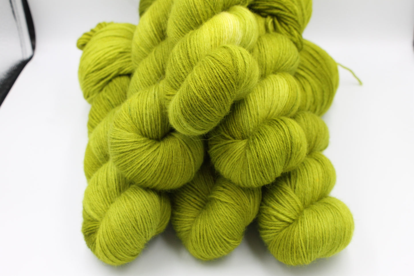 Fern whisper Non Superwash 100% Blue Faced Leicester 100g