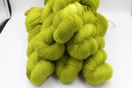Fern whisper Non Superwash 100% Blue Faced Leicester 100g