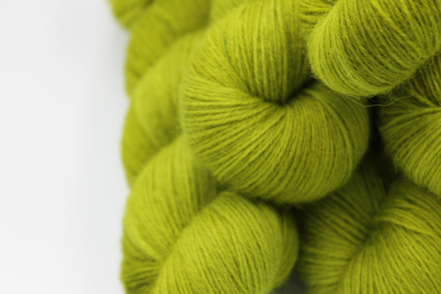 Fern whisper Non Superwash 100% Blue Faced Leicester 100g